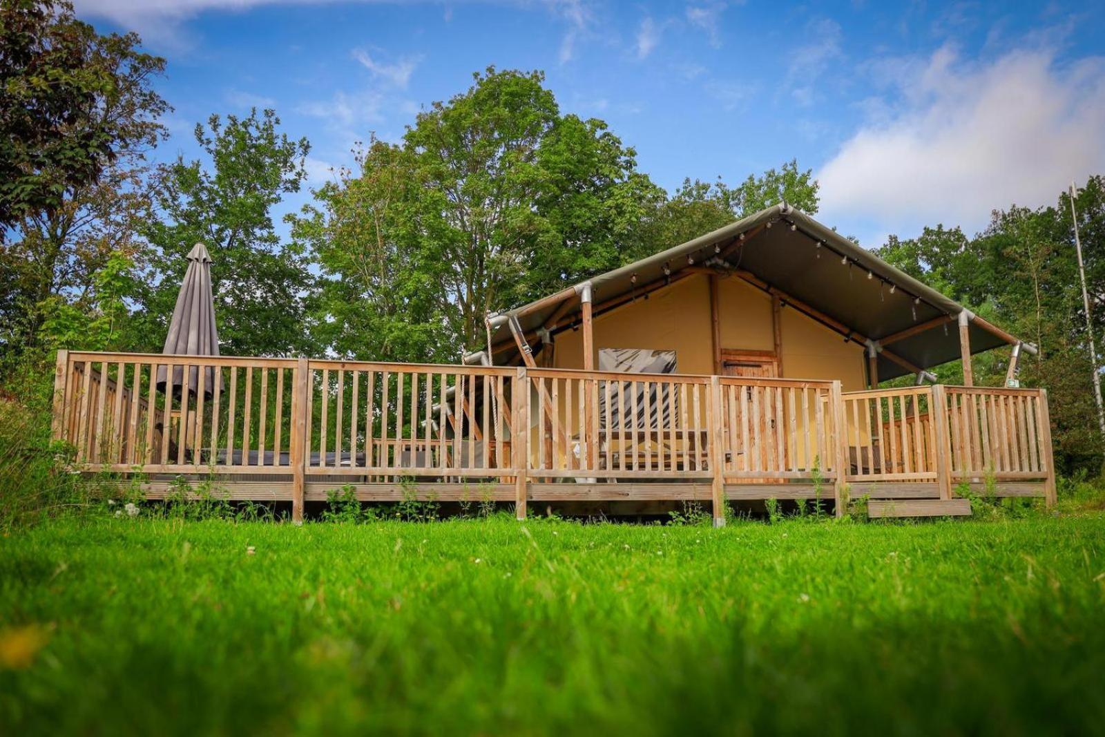 Vakantiepark Sallandshoeve Nieuw-Heeten Exterior foto