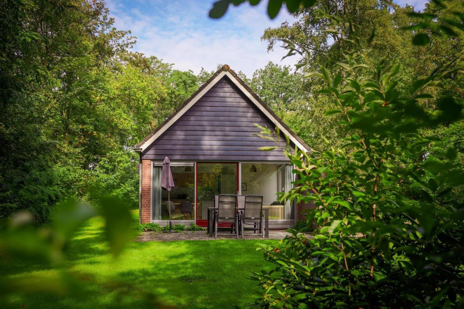 Vakantiepark Sallandshoeve Nieuw-Heeten Exterior foto