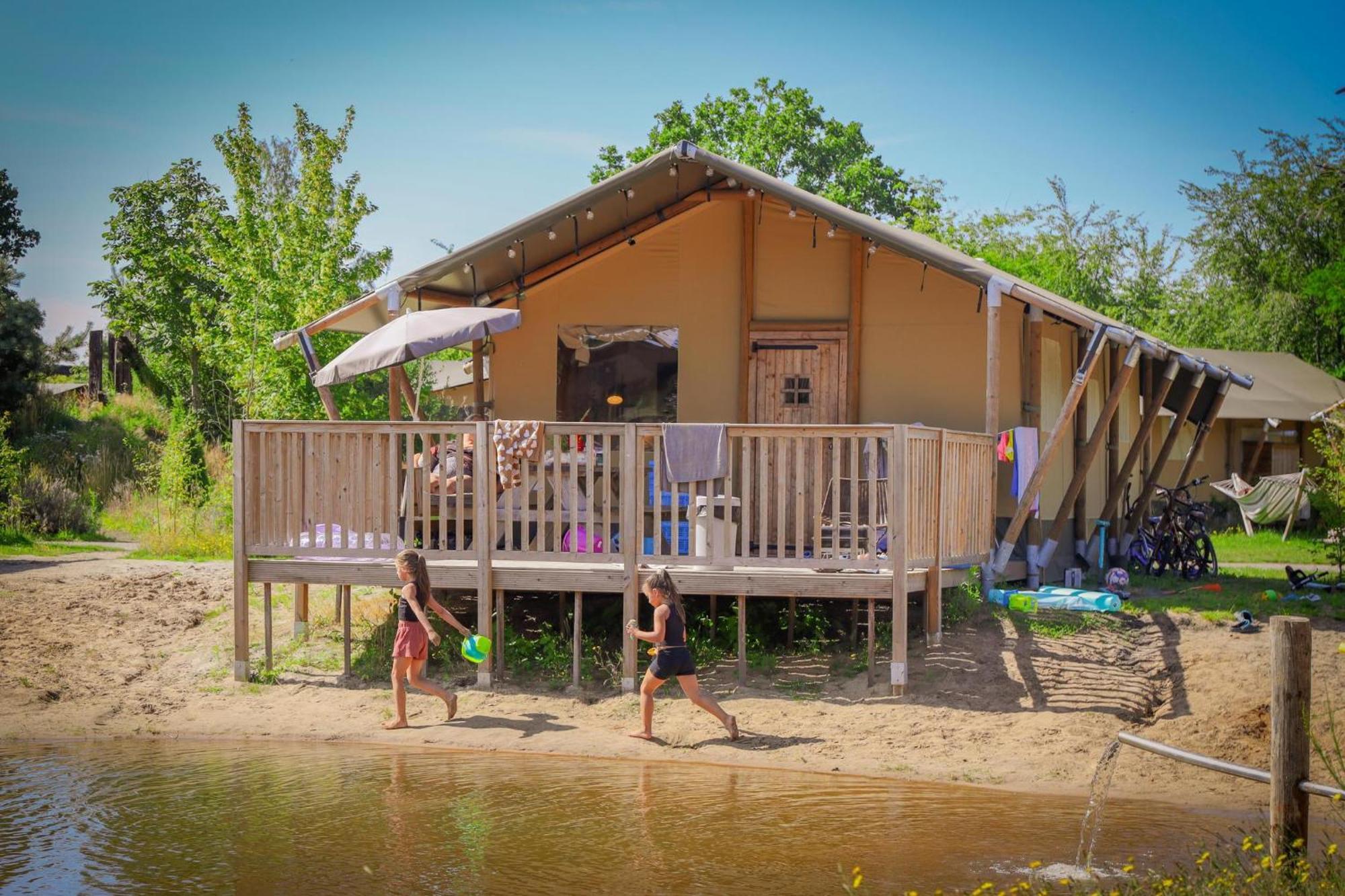 Vakantiepark Sallandshoeve Nieuw-Heeten Exterior foto